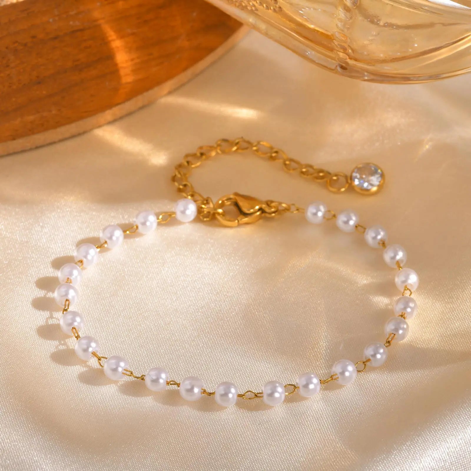 Elegant Simulated Pearl Beads Bracelets