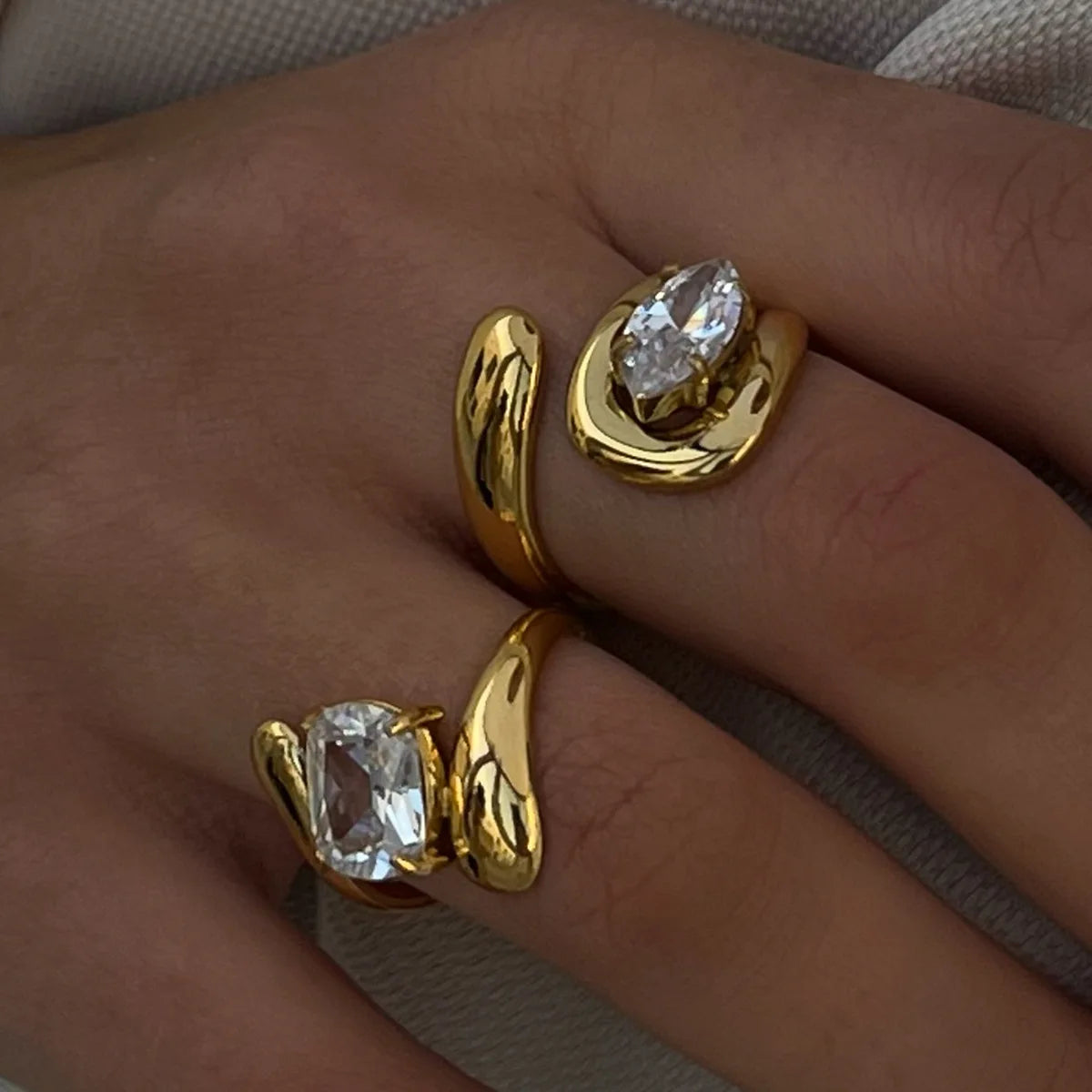 Amofa 18K Gold-Plated Zircon Cocktail Ring