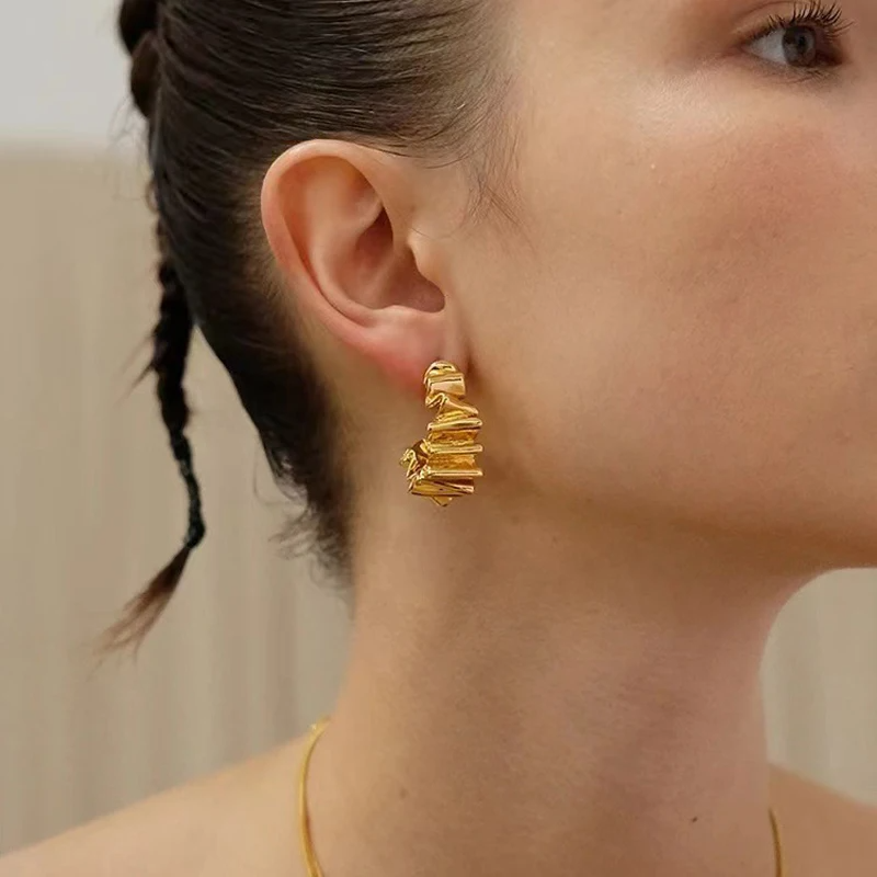 Wavy Pleated Stud Earrings